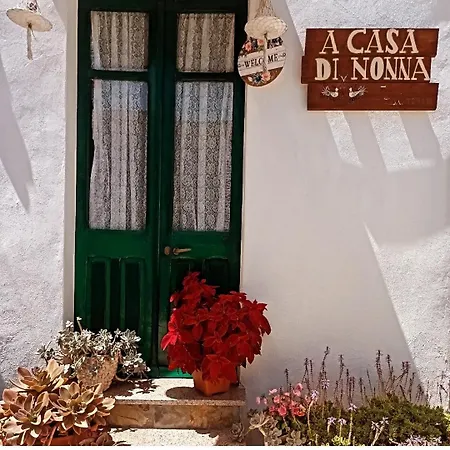A Casa Di Nonna Iun Q2951 Hébergement de vacances Fluminimaggiore