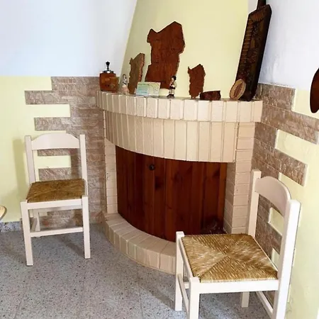 A Casa Di Nonna Iun Q2951 Fluminimaggiore